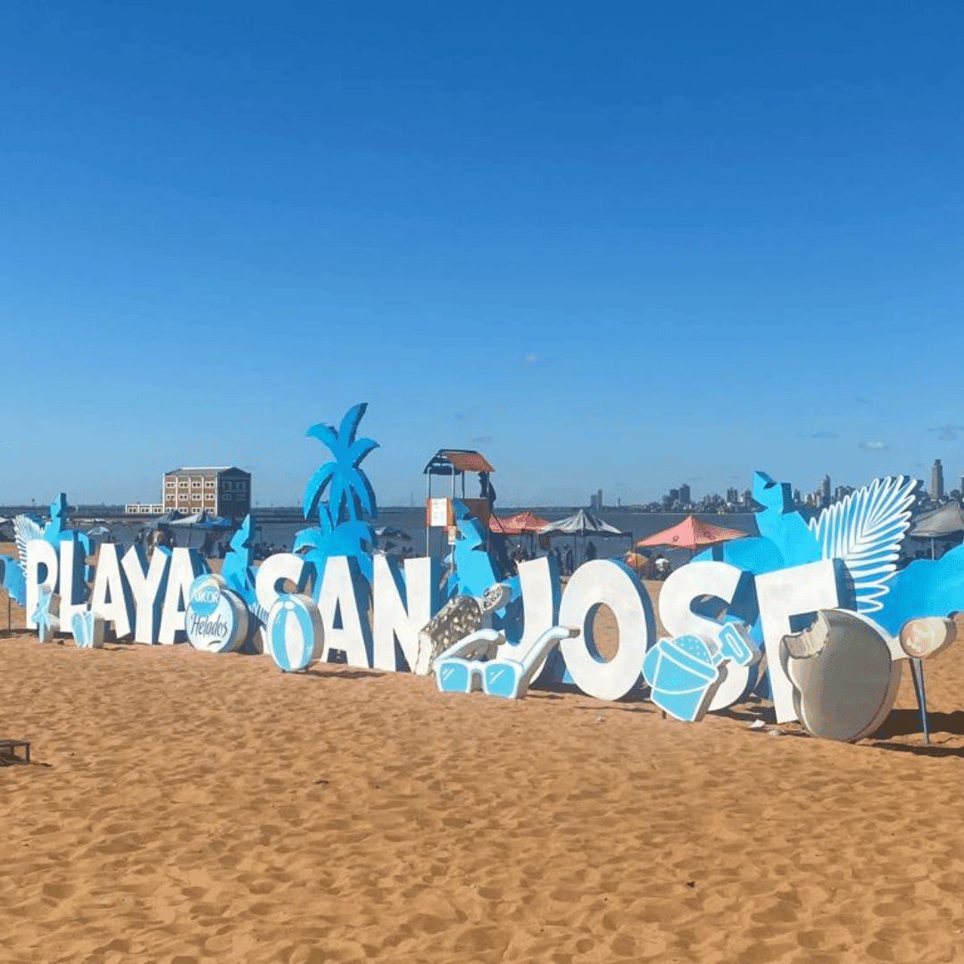Playa San José